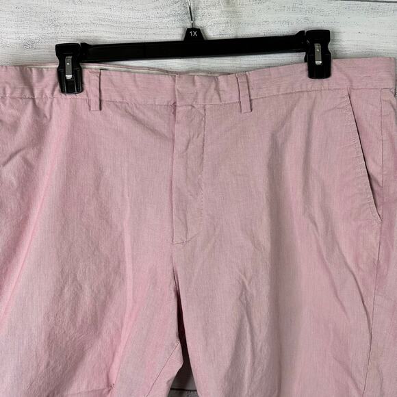 Old Navy Mens size 42 Formal Shorts Slim Red 504136 - Picture 3 of 11